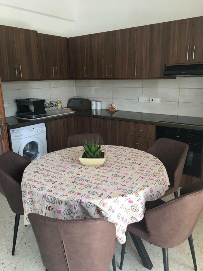 Dhrousha Christos Apartments מראה חיצוני תמונה