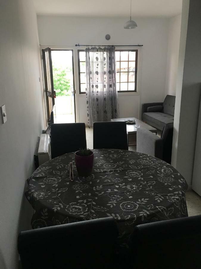 Dhrousha Christos Apartments מראה חיצוני תמונה